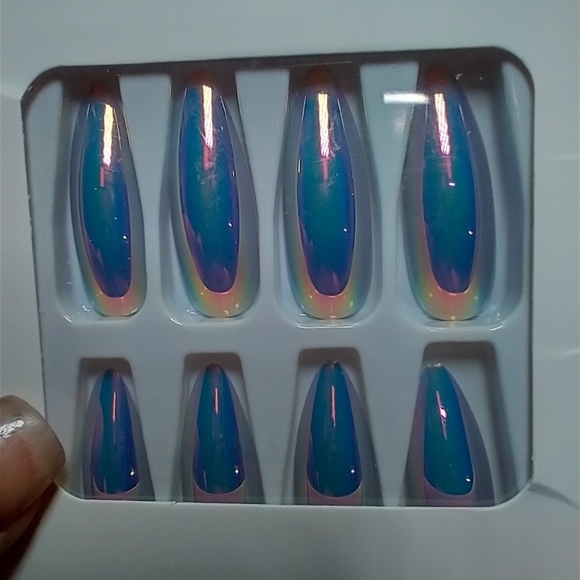 Press on nails blue metallic aurora set - Picture 1 of 2